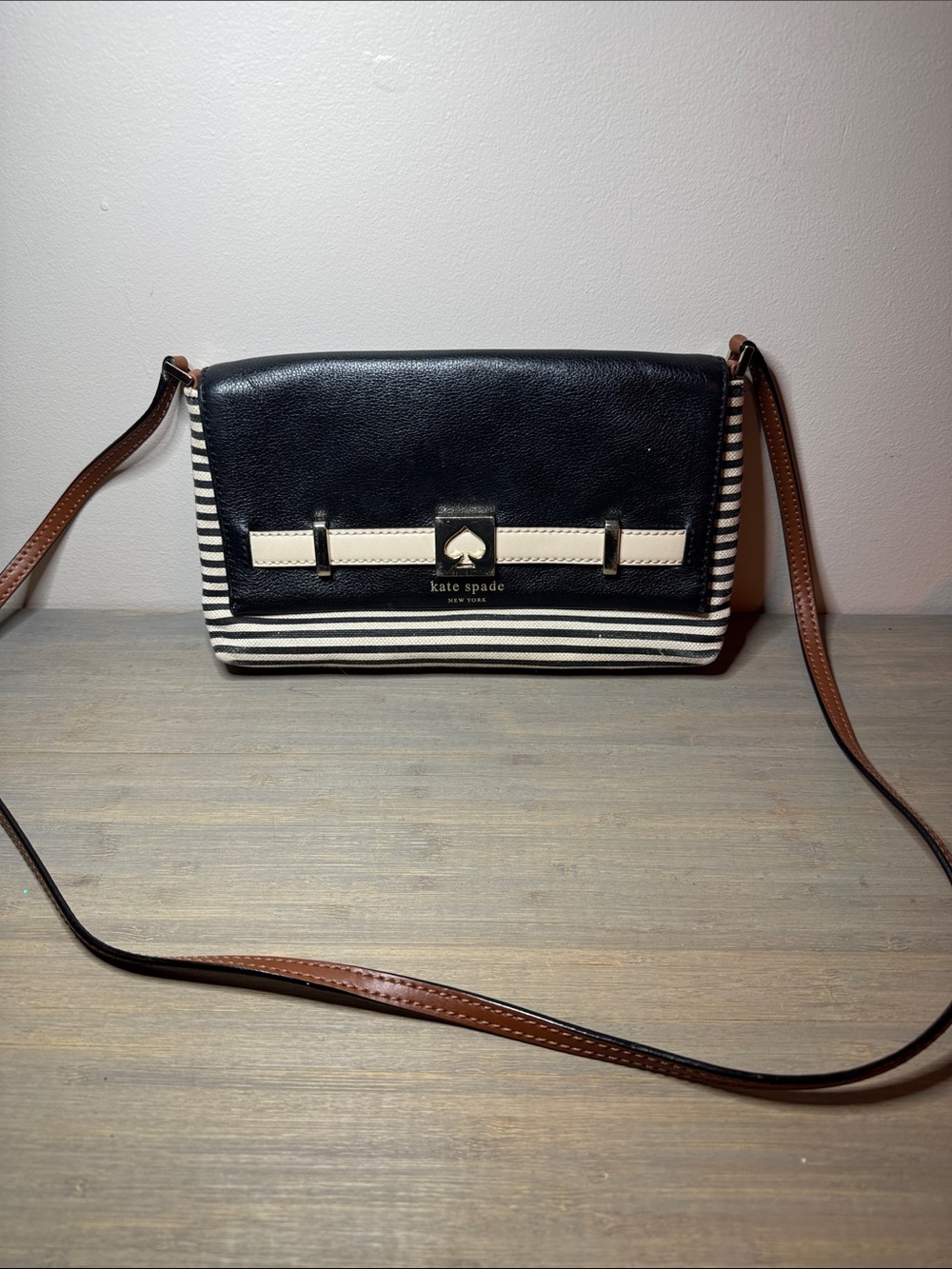 Purse - Kate Spade - Picture 2 of 4